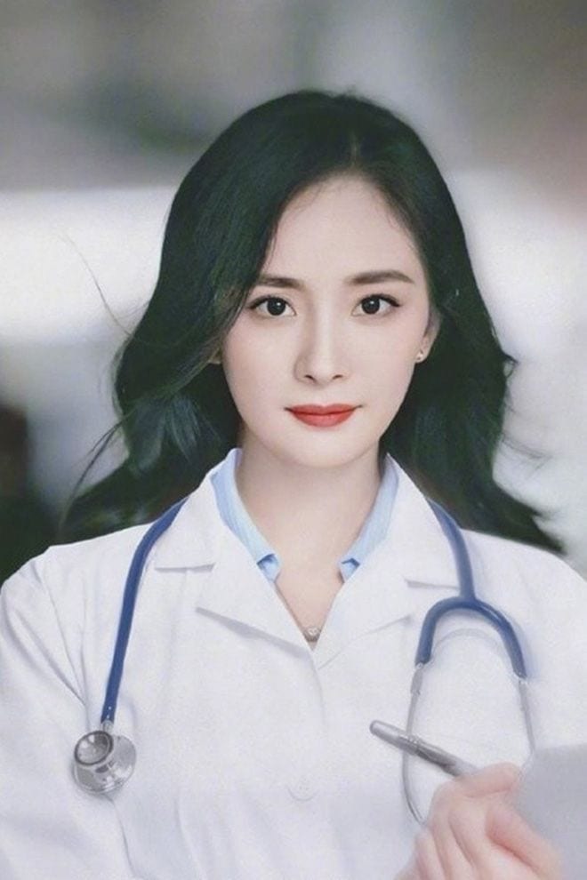 Foto Dokter Cantik
