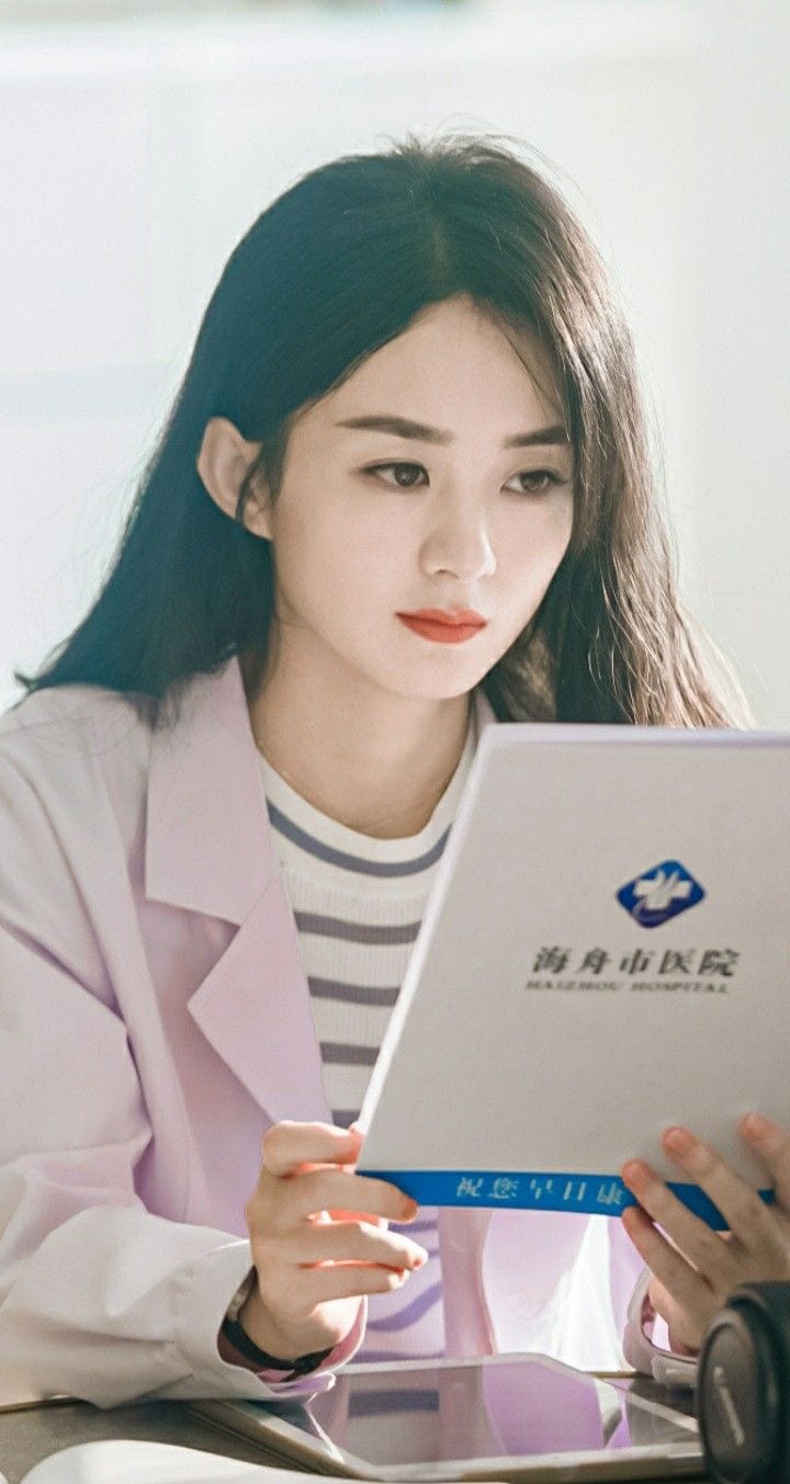 Foto Dokter Cantik