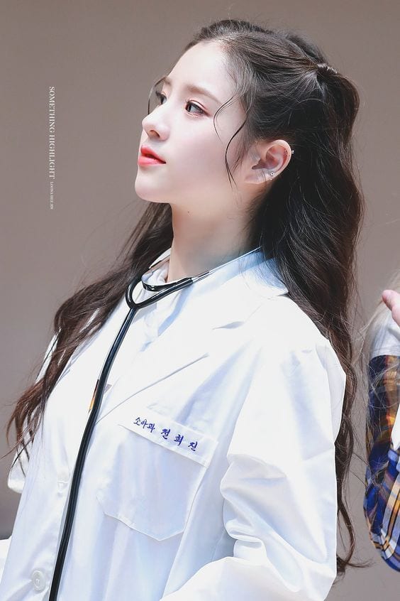 Foto Dokter Cantik