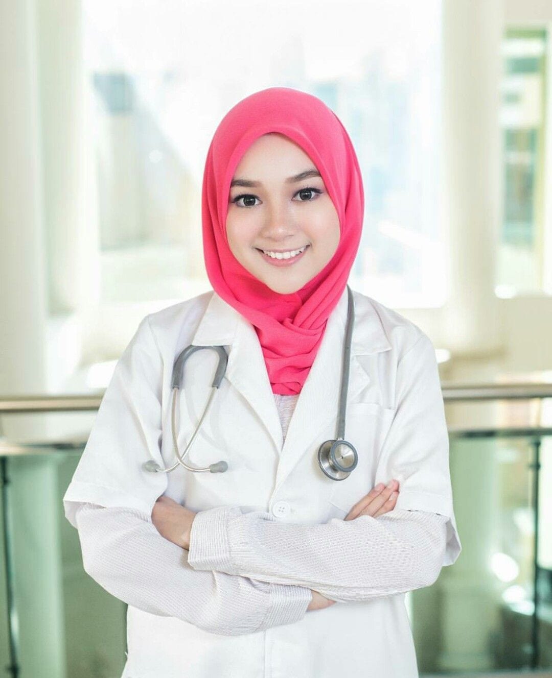 Foto Dokter Cantik