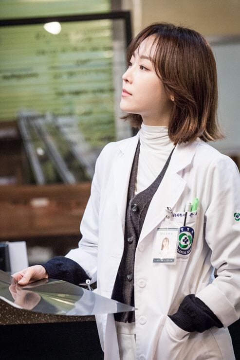 Foto Dokter Cantik