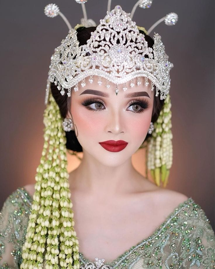 Foto Pengantin Cantik