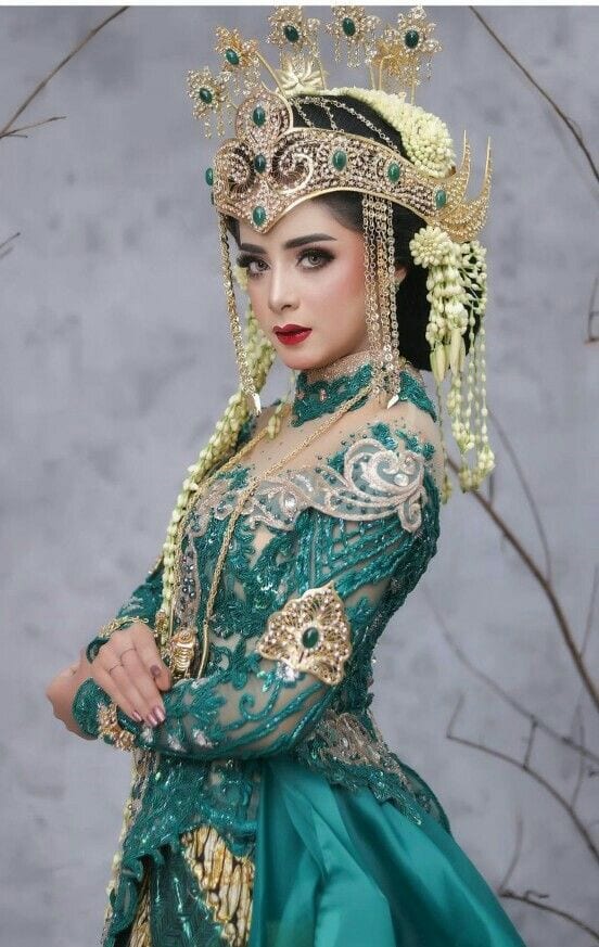 Foto Pengantin Cantik