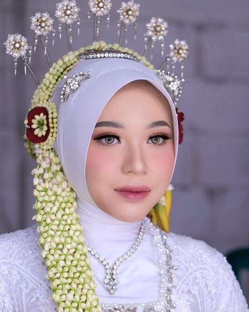 Foto Pengantin Cantik