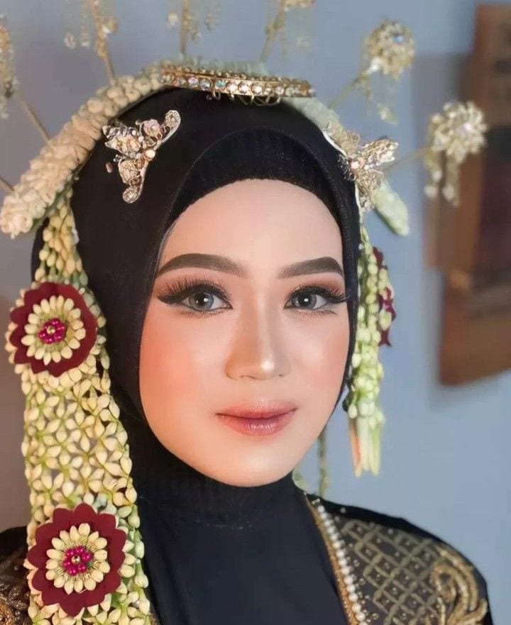 Foto Pengantin Cantik
